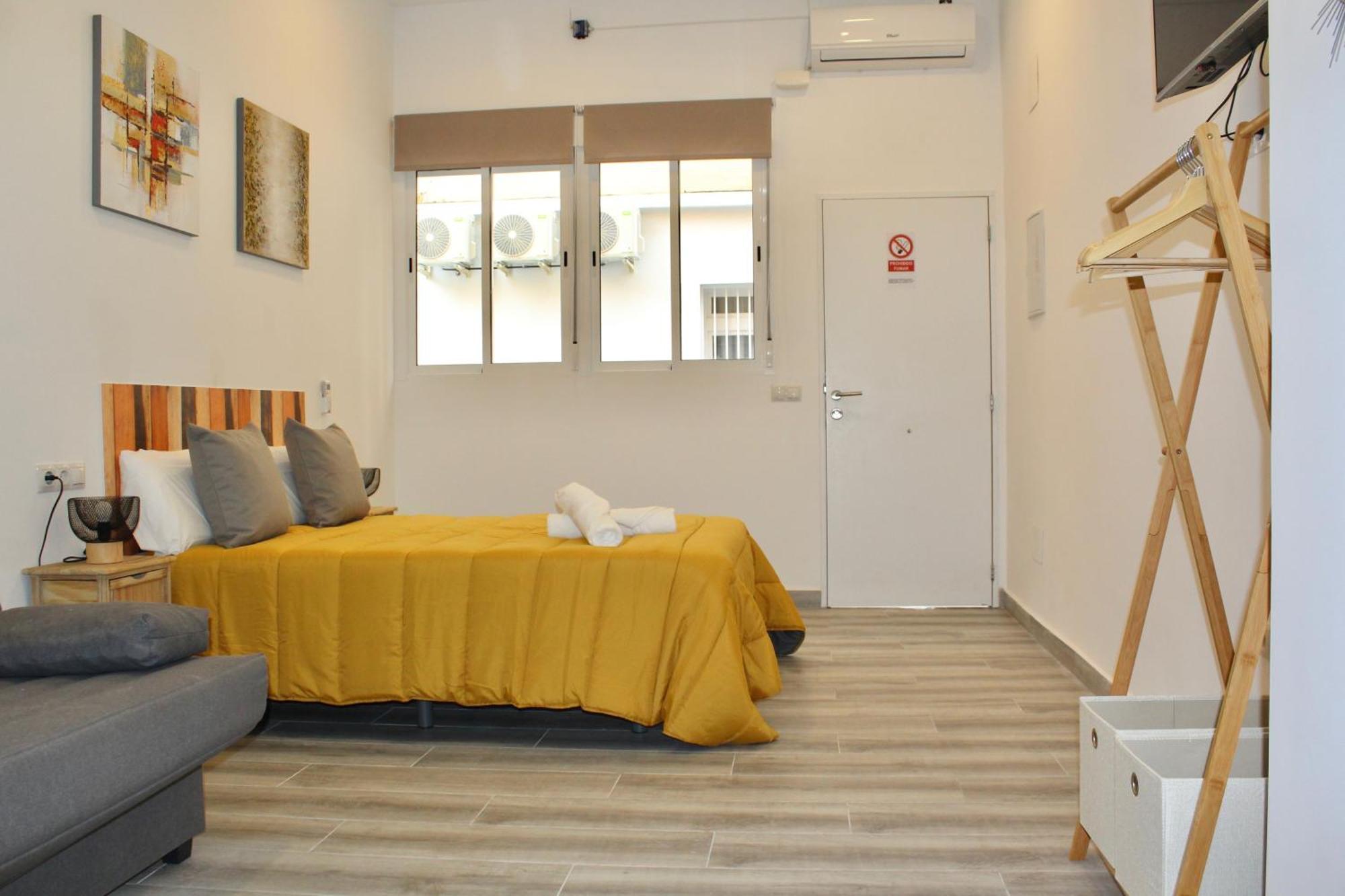 Nuevo Estudio Divina Pastora N-1 Málaga Buitenkant foto