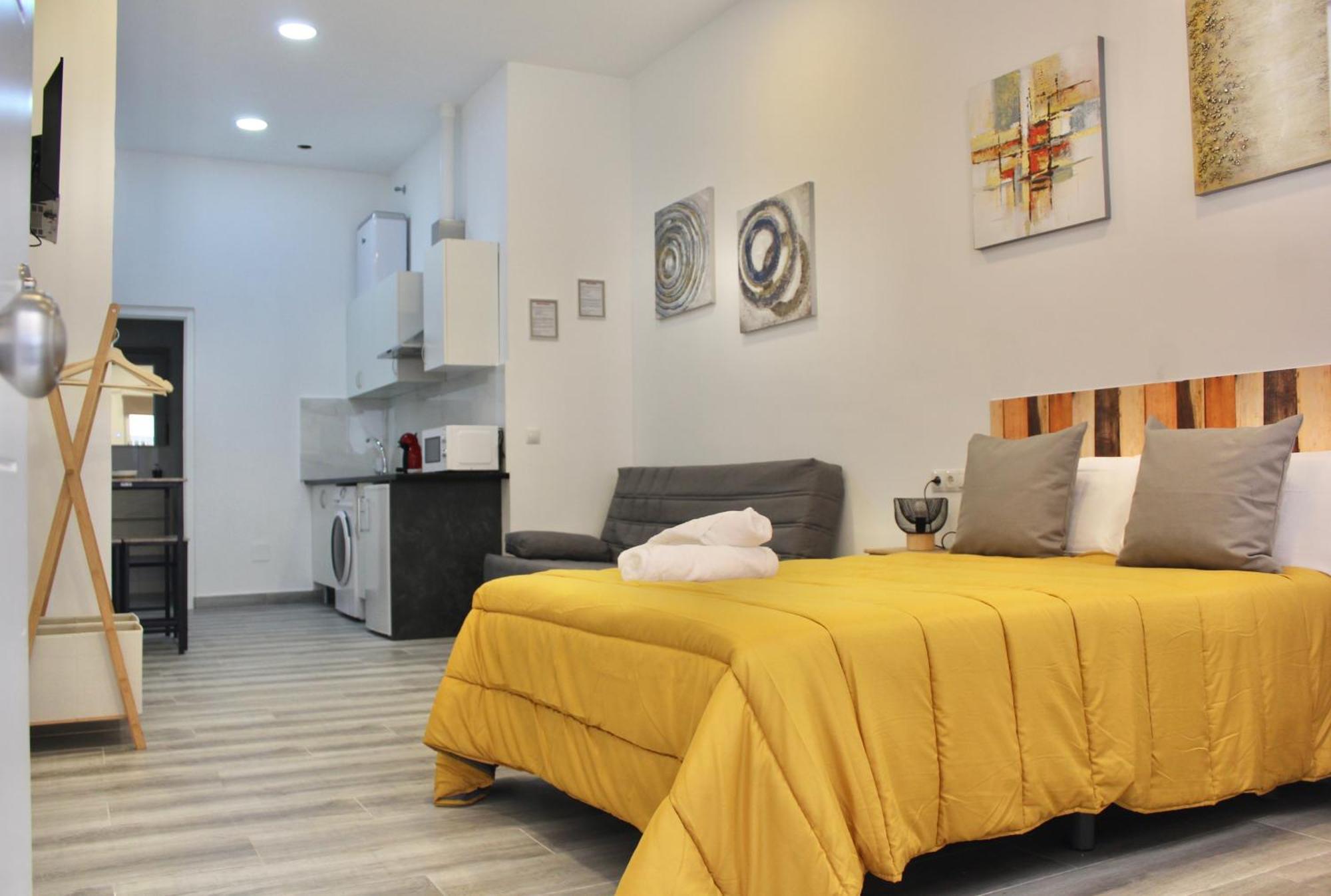 Nuevo Estudio Divina Pastora N-1 Málaga Buitenkant foto